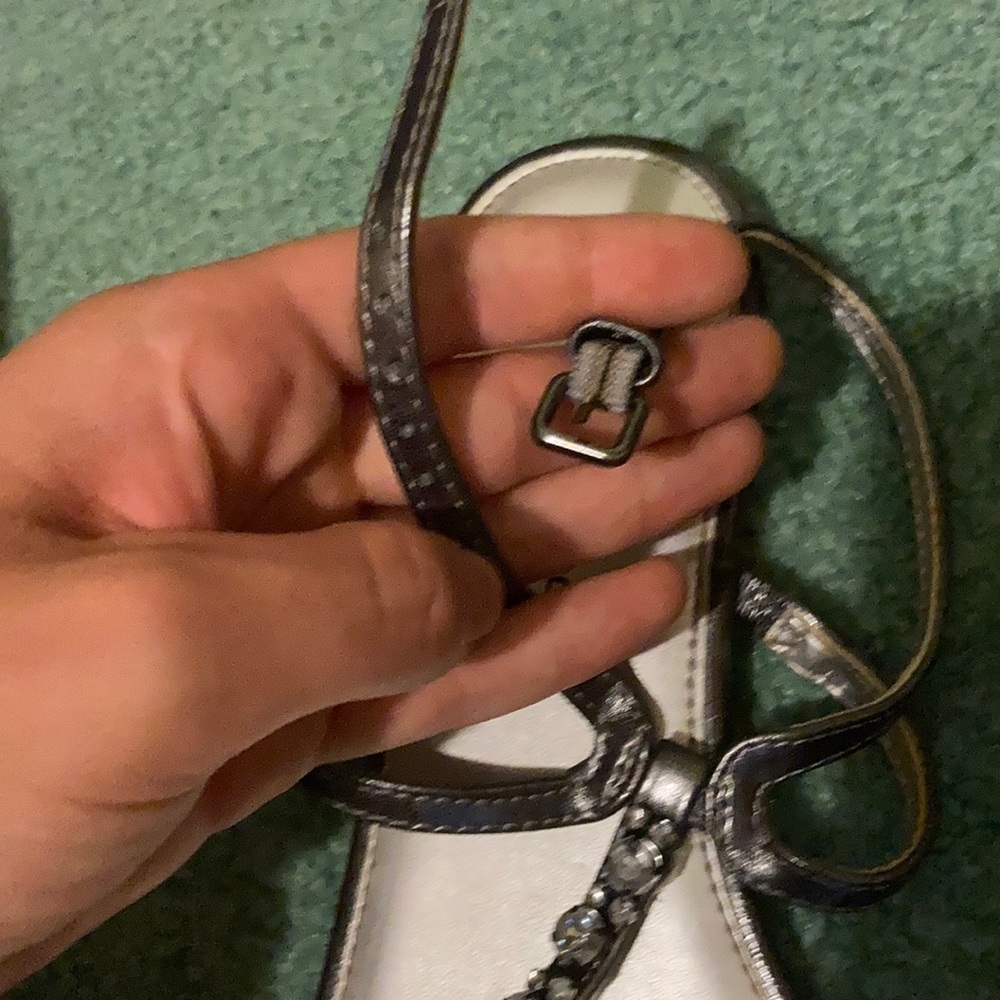 Sandals - Picture 4 of 6